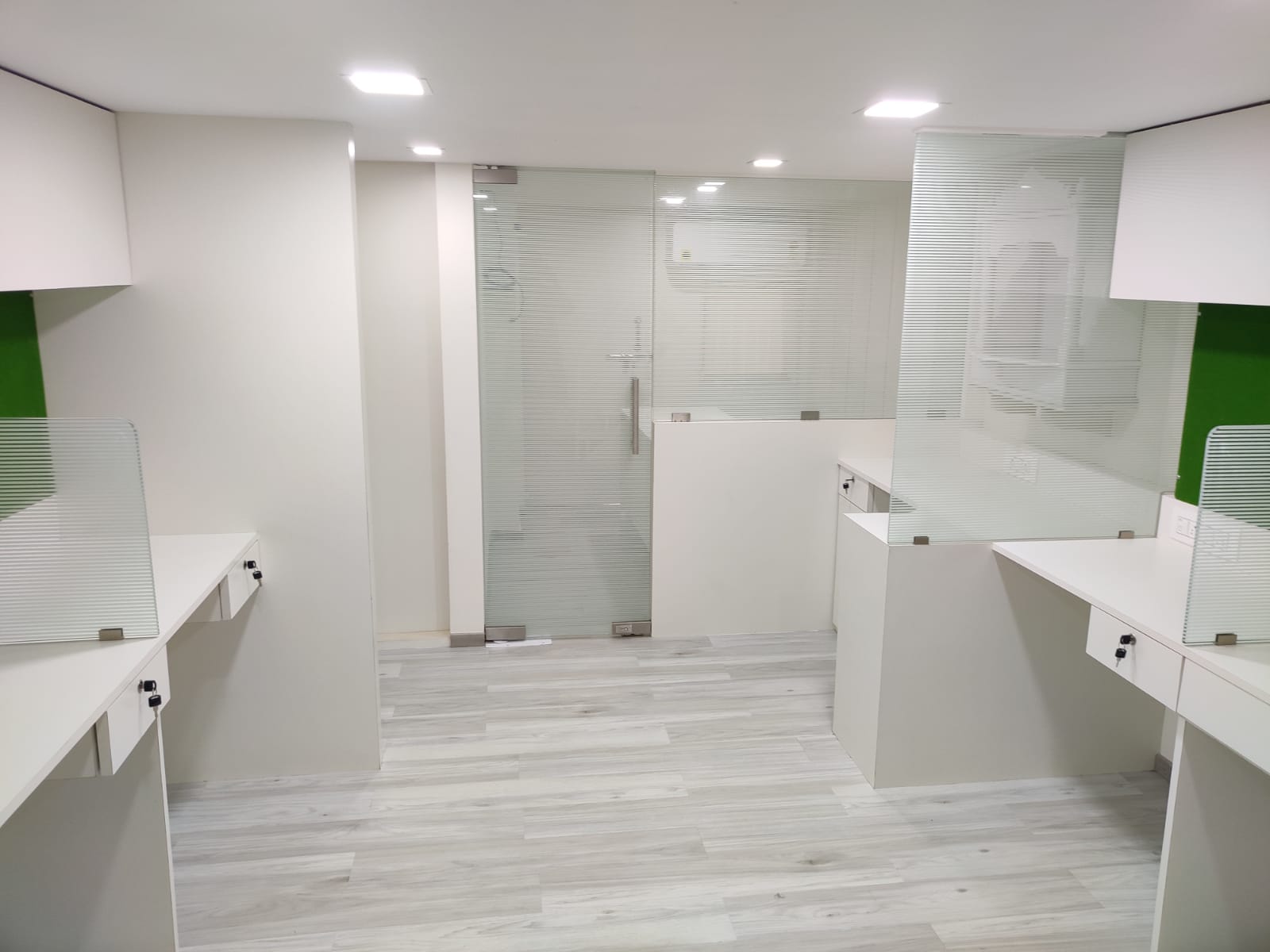 Crystal Plaza office interior 19